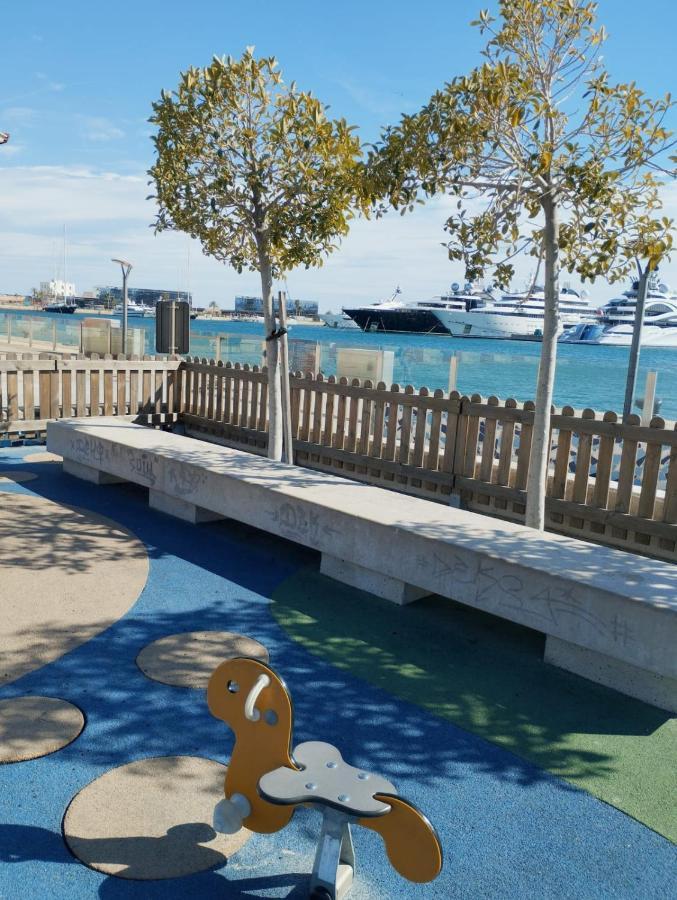 Port 1 Lägenhet Tarragona Exteriör bild
