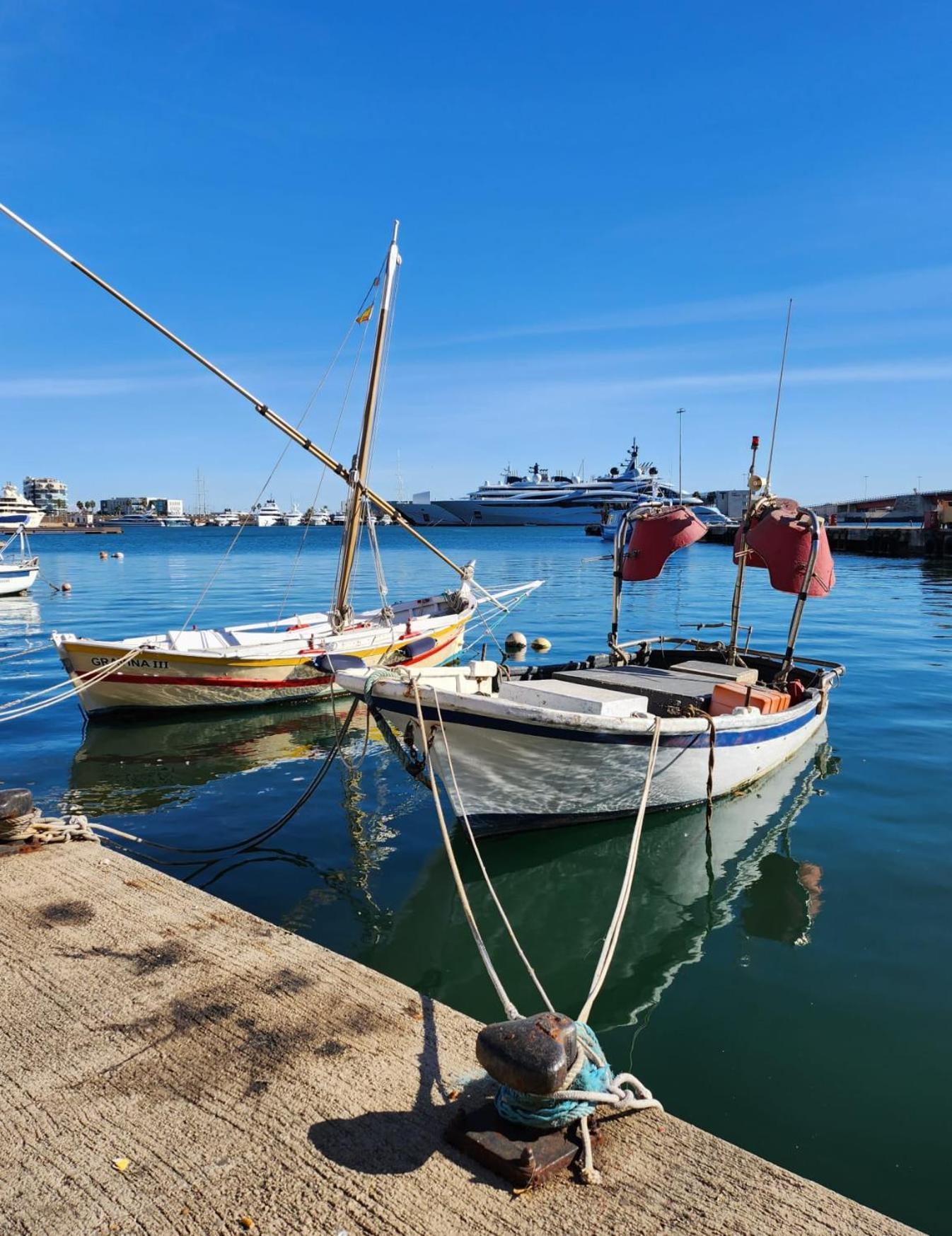 Port 1 Lägenhet Tarragona Exteriör bild